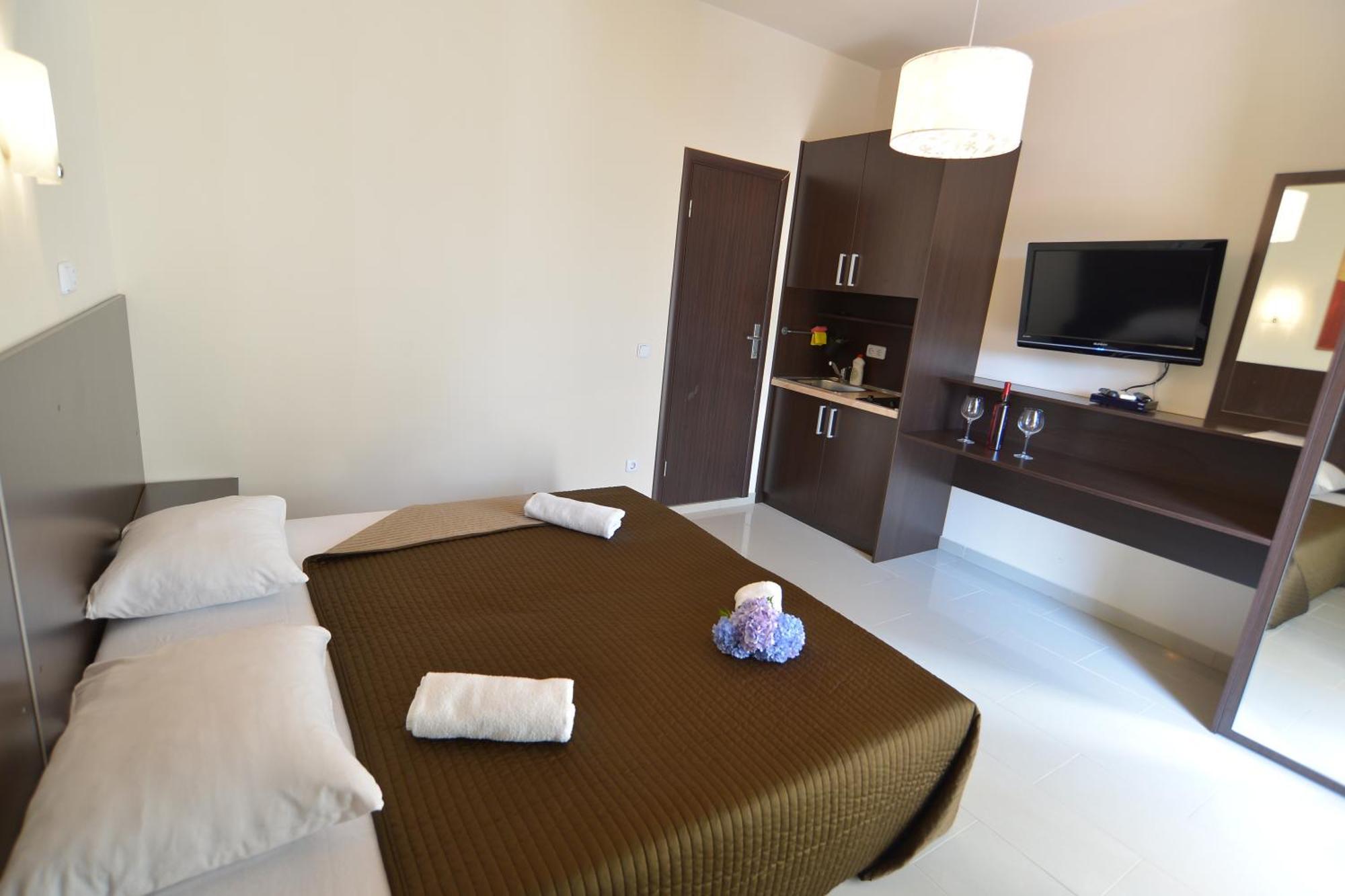 Solar Apartments แฮร์เซ็ก-โนวี ภายนอก รูปภาพ